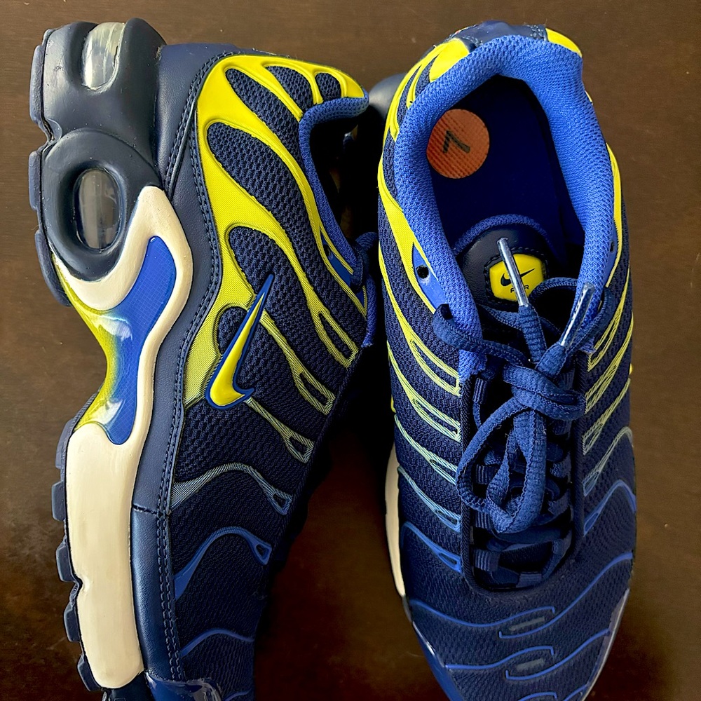 💙 2016 Nike Air Max Plus TN Binary Blue Yellow Neon GS Size 7 Men’s Wmns 8.5 💙